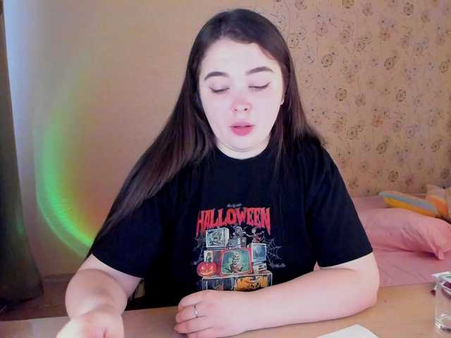 Alicenextdoor's BongaCams show and profile