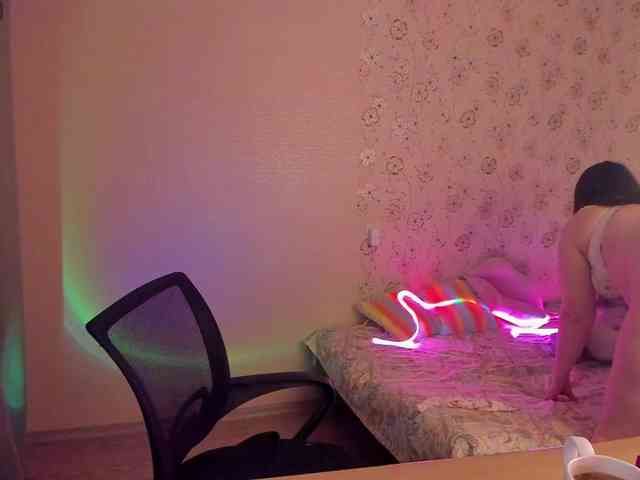 Alicenextdoor webcam