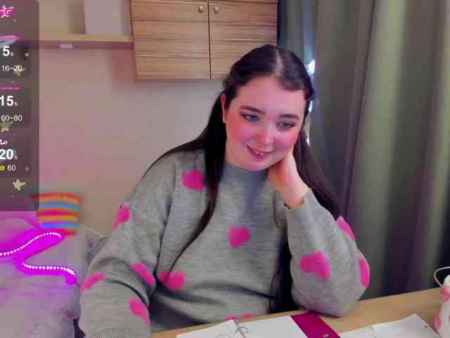 Alicenextdoor webcam