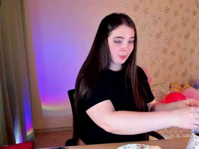 Alicenextdoor webcam