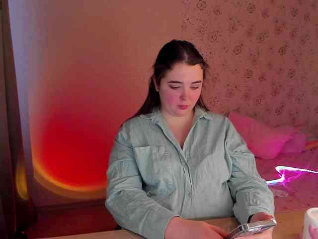 Alicenextdoor webcam