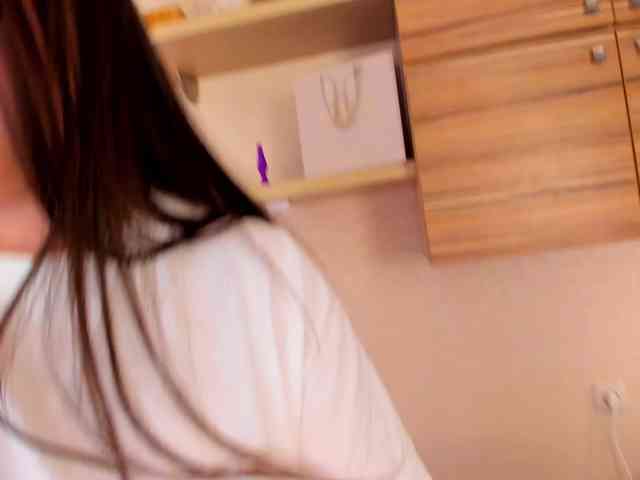 Alicenextdoor webcam