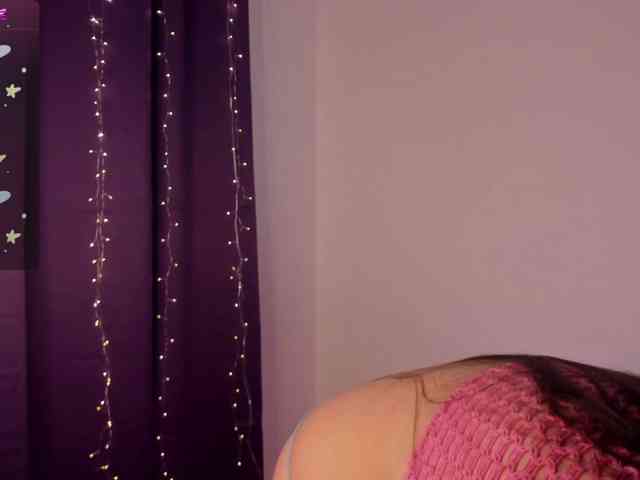 Alicenextdoor webcam