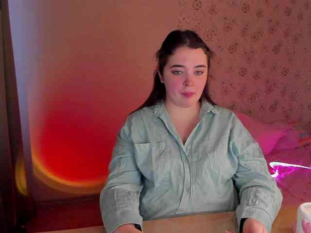 Alicenextdoor webcam