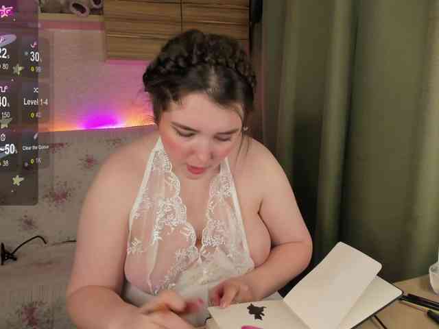 Alicenextdoor webcam