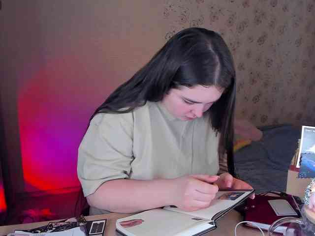 Alicenextdoor webcam