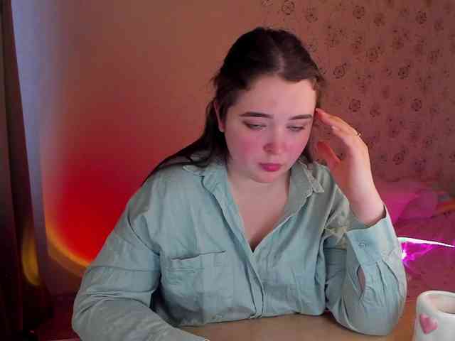 Alicenextdoor webcam