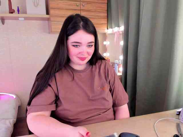 Alicenextdoor webcam