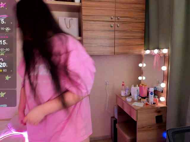 Alicenextdoor webcam