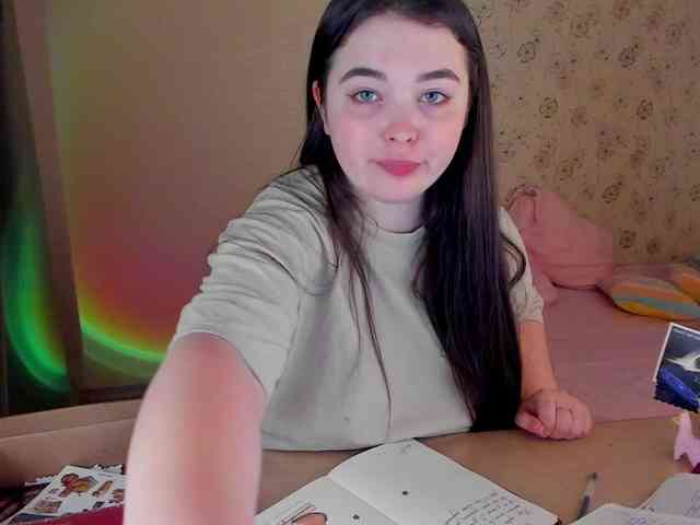 Alicenextdoor webcam