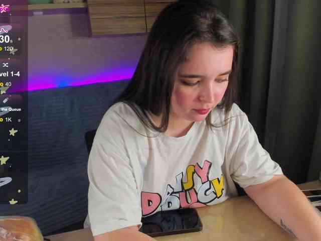 Alicenextdoor webcam