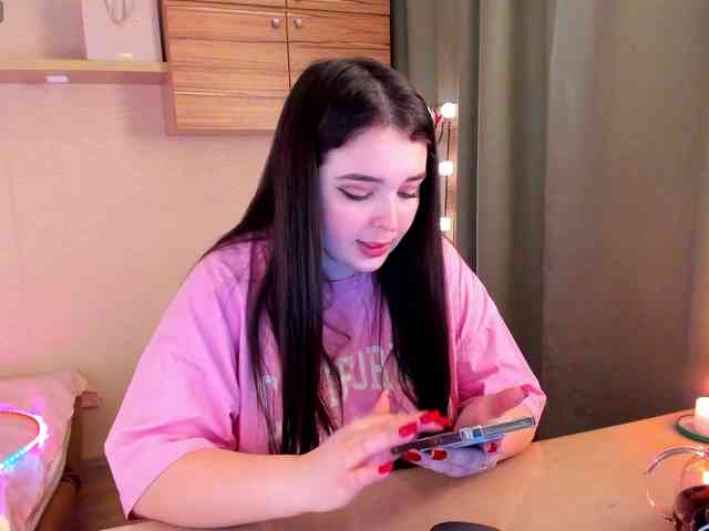 Alicenextdoor webcam