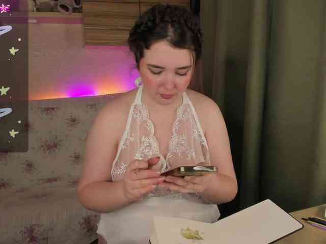 Alicenextdoor webcam