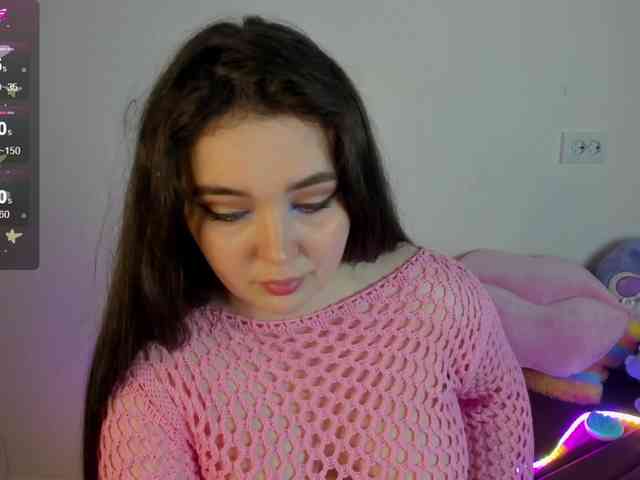 Alicenextdoor webcam