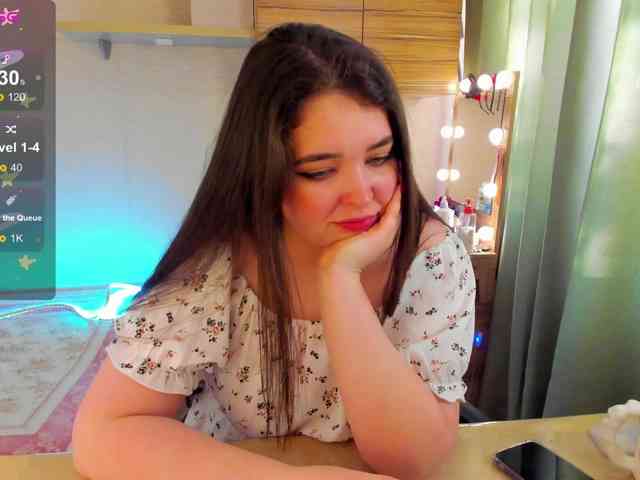 Alicenextdoor webcam