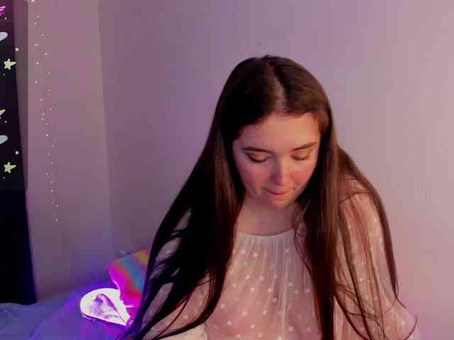Alicenextdoor webcam