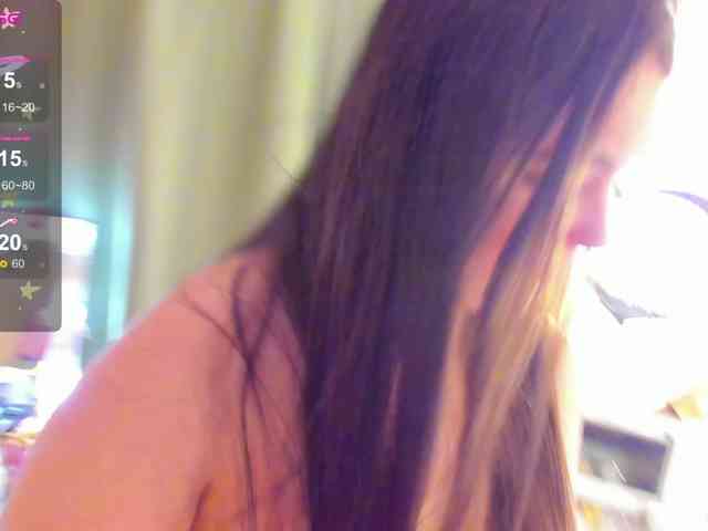 Alicenextdoor webcam