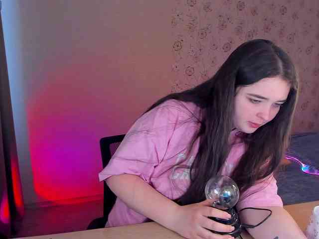 Alicenextdoor webcam