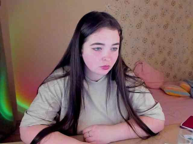 Alicenextdoor webcam