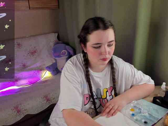 Alicenextdoor Live Webcam on BongaCams