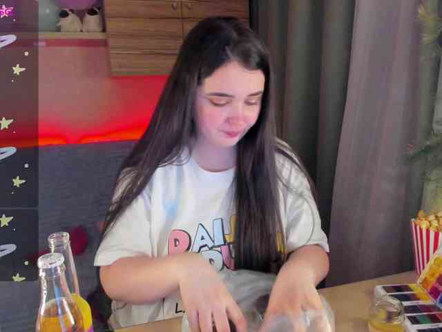 Alicenextdoor webcam