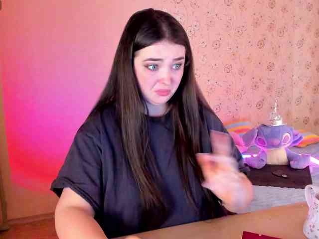 Alicenextdoor webcam