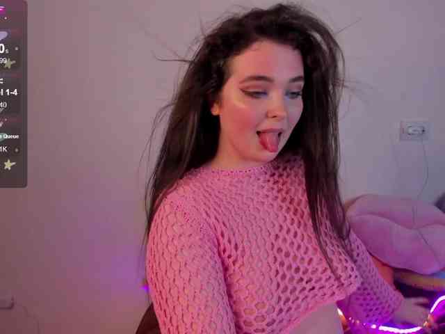 Alicenextdoor webcam