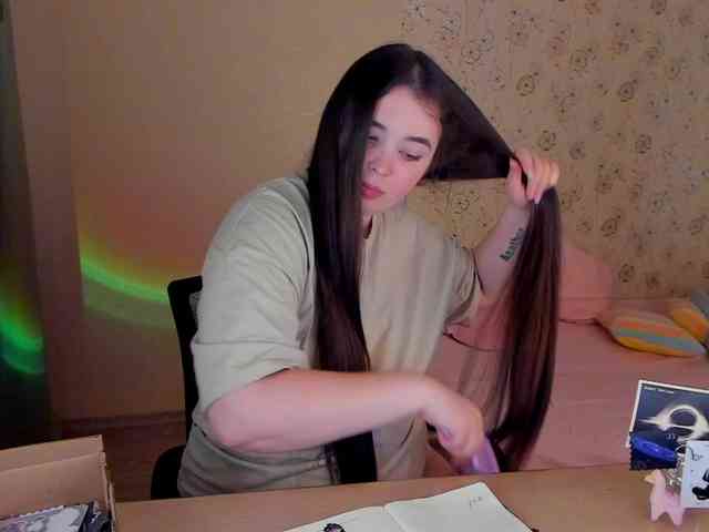 Alicenextdoor webcam