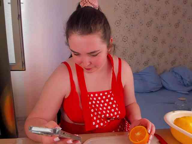 Alicenextdoor Live Webcam on BongaCams