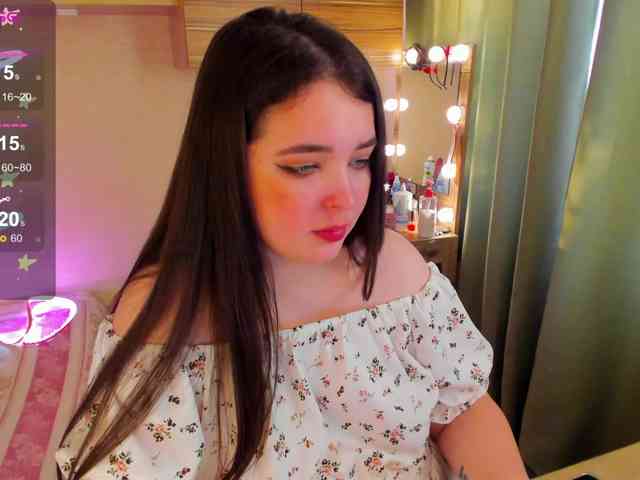 Alicenextdoor webcam