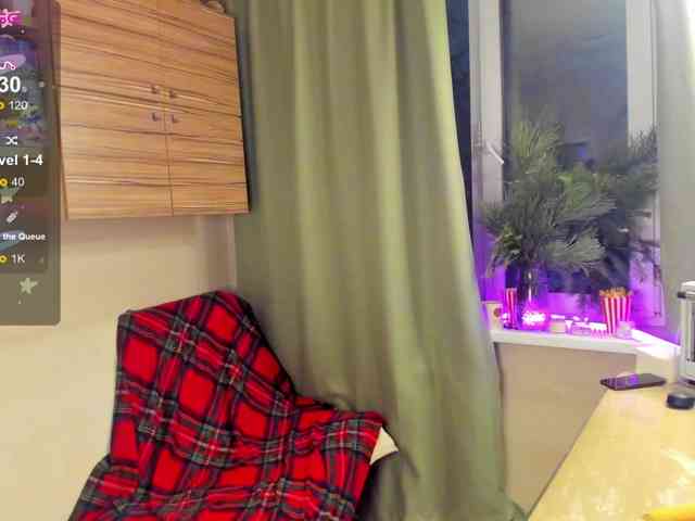 Alicenextdoor webcam