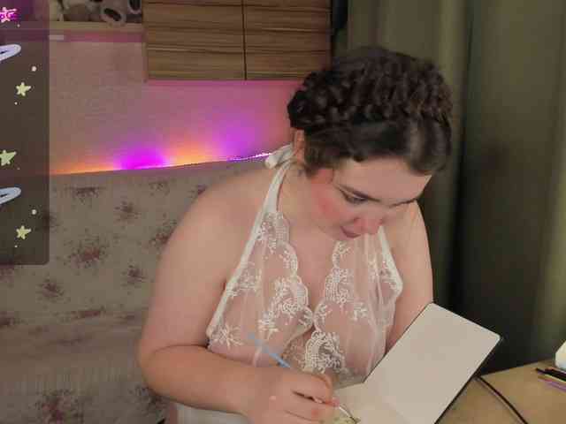 Alicenextdoor webcam