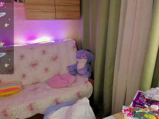 Alicenextdoor webcam