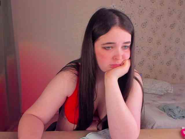 Alicenextdoor webcam