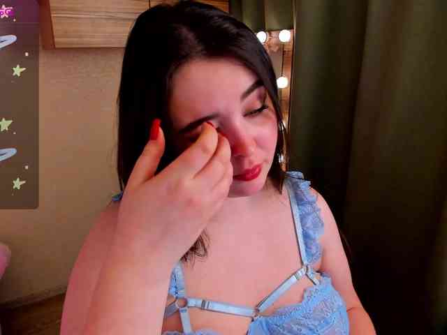 Alicenextdoor webcam