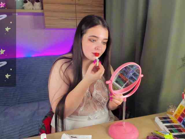 Alicenextdoor webcam