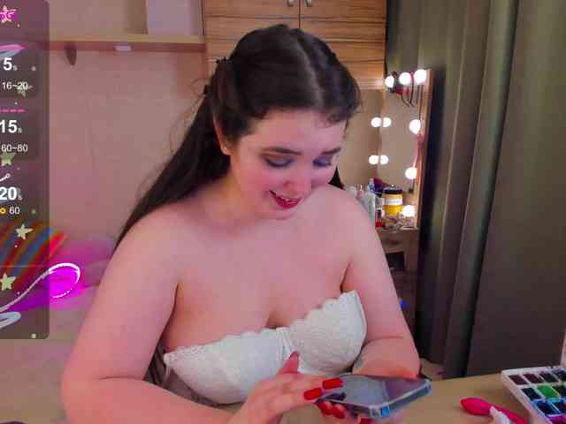 Alicenextdoor webcam