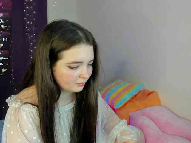 Alicenextdoor webcam
