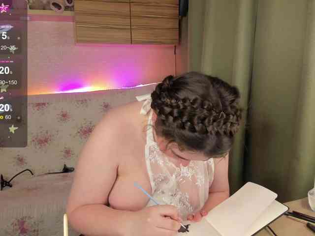 Alicenextdoor webcam