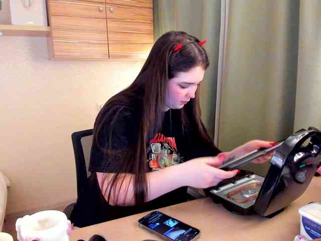 Alicenextdoor webcam