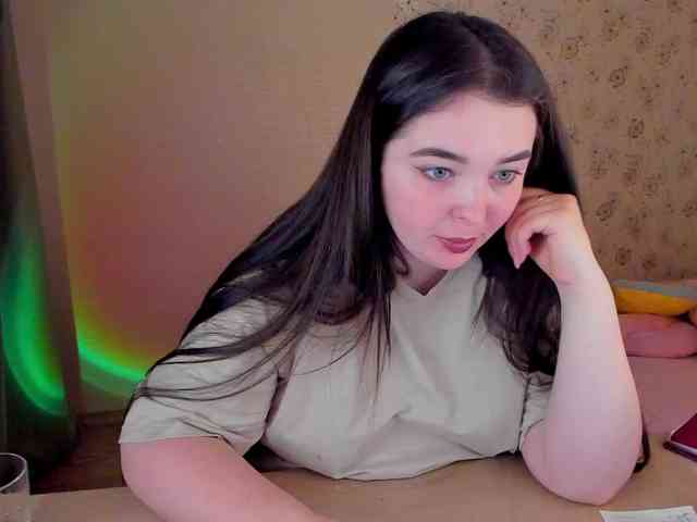 Alicenextdoor webcam