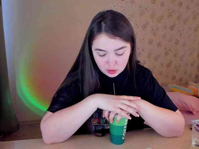 Alicenextdoor webcam