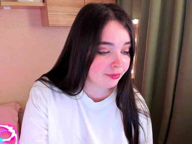 Alicenextdoor webcam