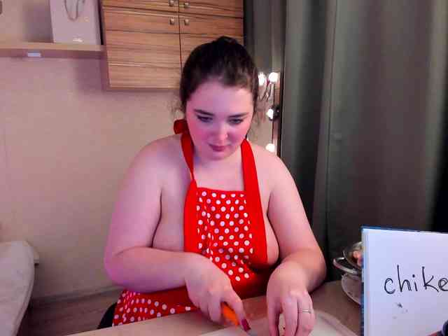 Alicenextdoor webcam