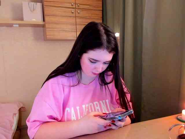 Alicenextdoor webcam