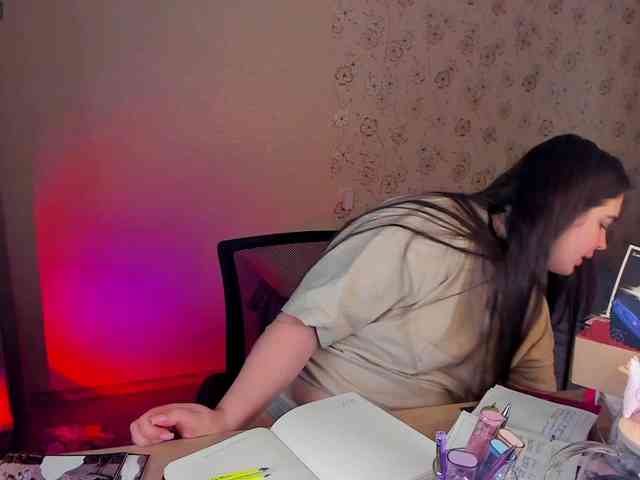 Alicenextdoor webcam