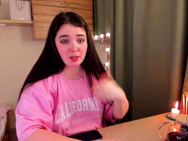 Alicenextdoor webcam