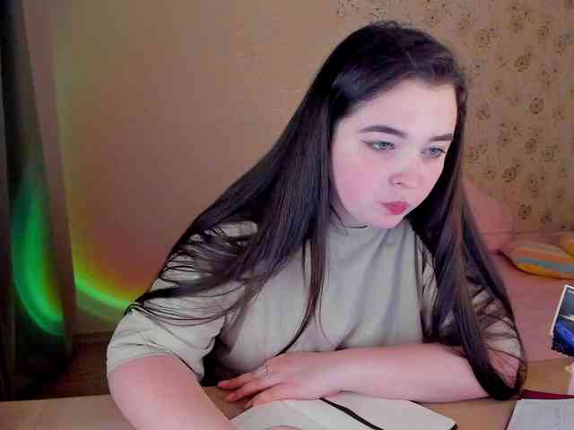 Alicenextdoor webcam