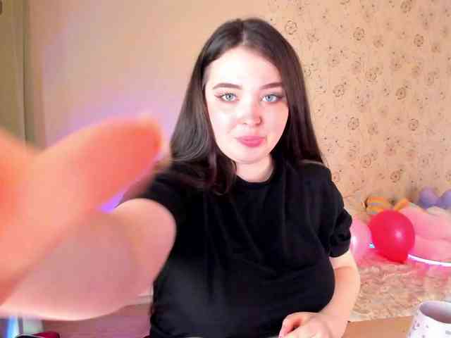 Alicenextdoor webcam