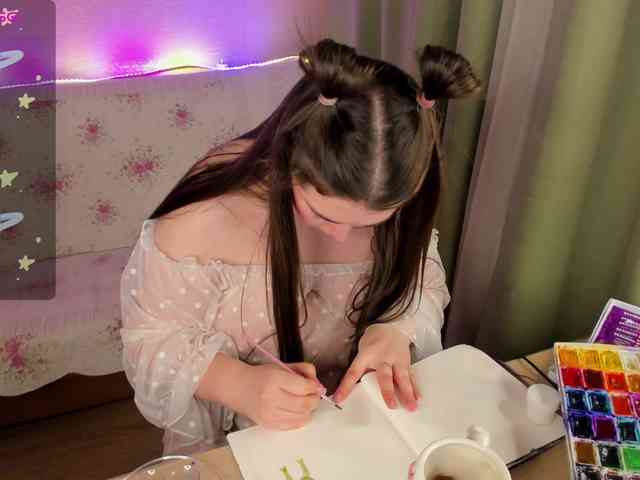 Alicenextdoor webcam